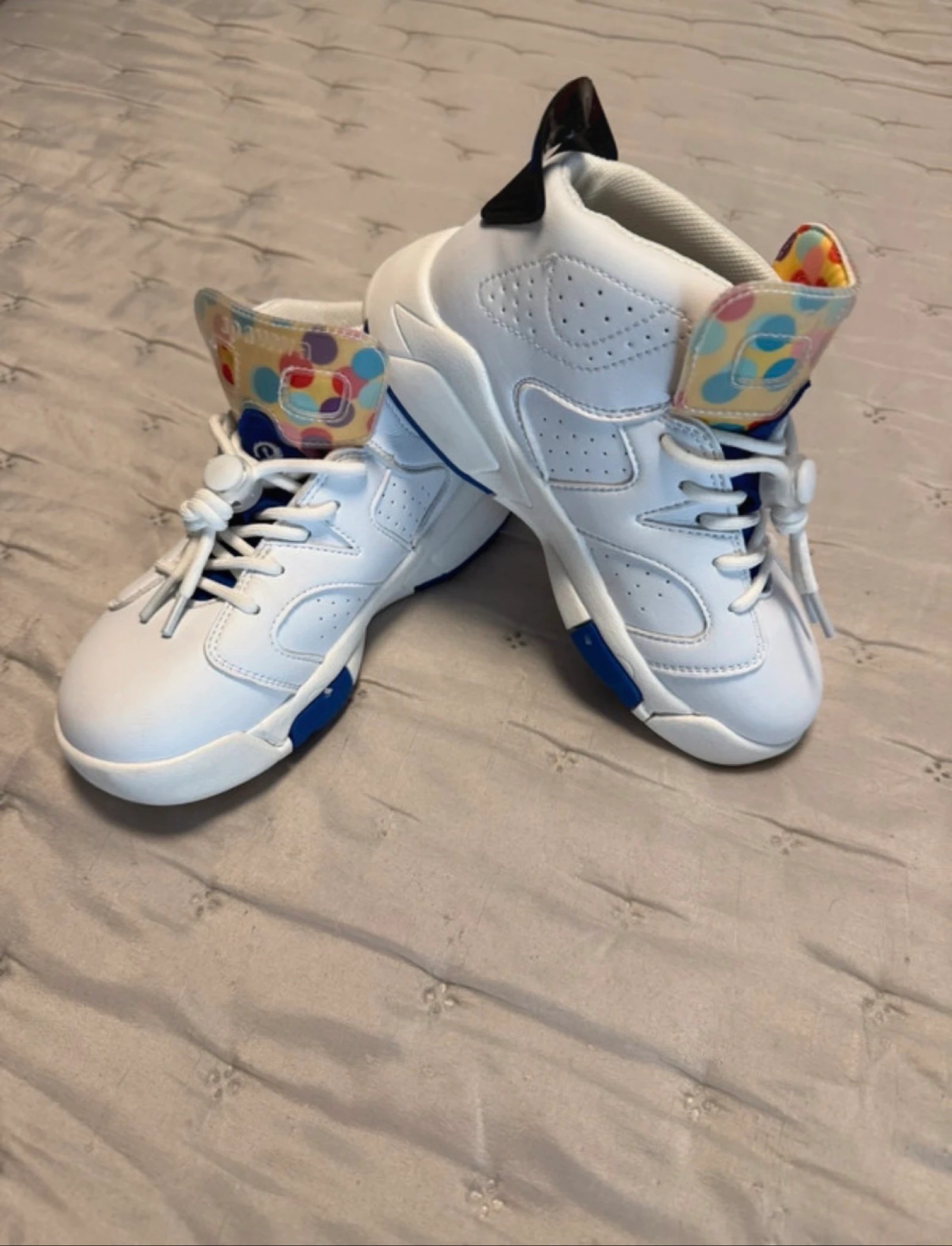 Zapatillas / Botitas altas niño/a blanco y azul | Talla 32 (21 cm)